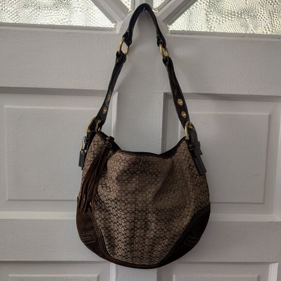 Coach Vintage Soho Signature Hobo Bag - Picture 2 of 13